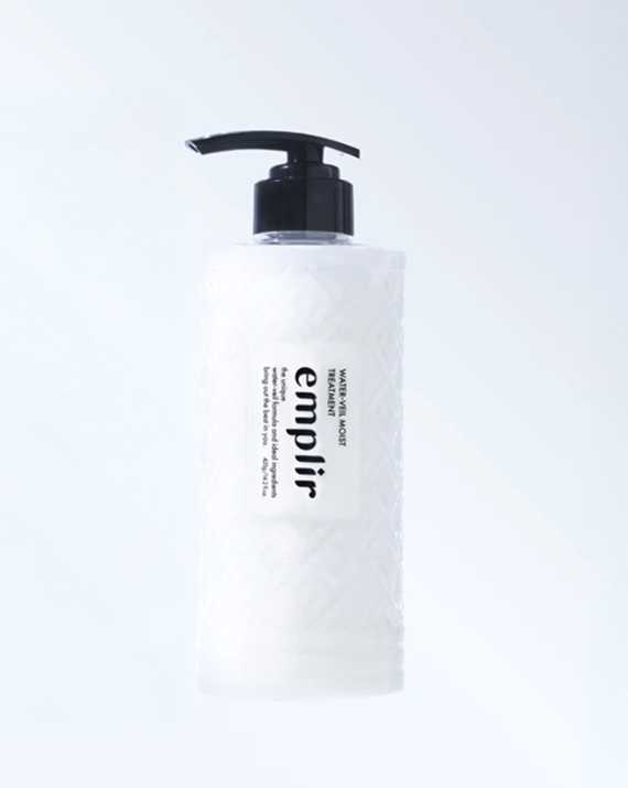 emplir 水光凜潤護髮素 420mL 產品瓶身圖